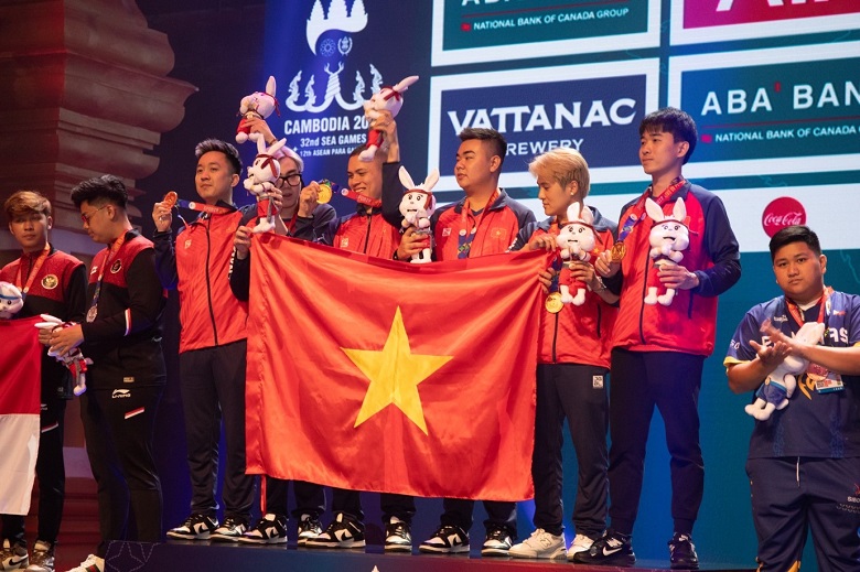 Esports Việt Nam giành Huy chương vàng đầu tiên ở SEA Games 32 - Ảnh 1