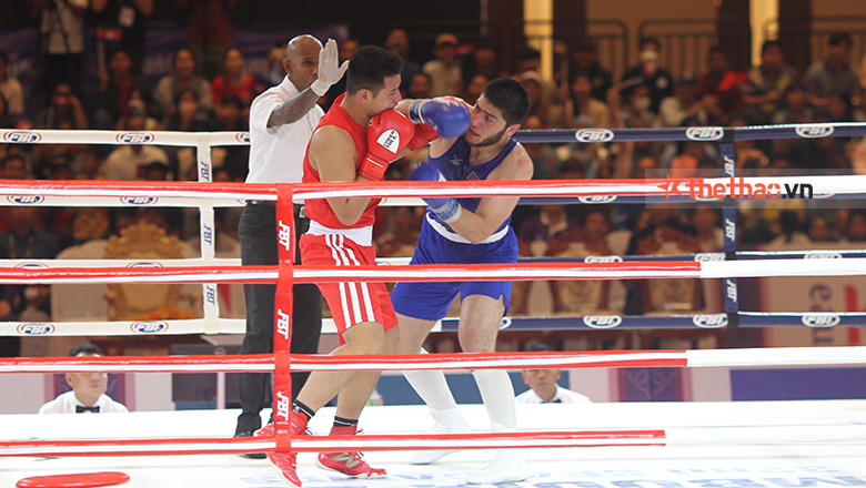 Nguyễn Mạnh Cường thua 'Khabib Campuchia' ở chung kết Boxing SEA Games 32 - Ảnh 1
