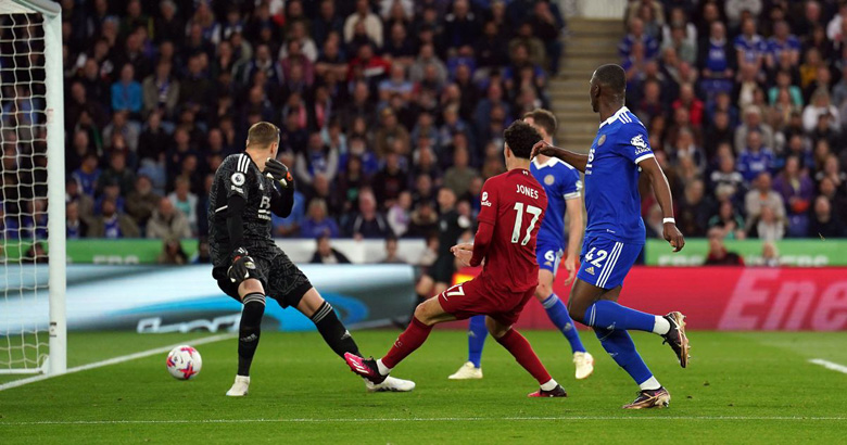 Kết quả bóng đá Leicester vs Liverpool: The Kop đe dọa vé Champions League của MU - Ảnh 1