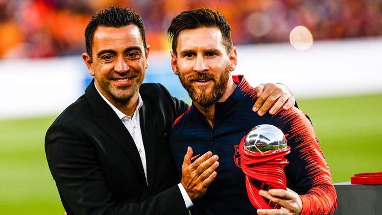 Xavi thừa nhận đang chèo kéo Messi quay về Barca - Ảnh 1