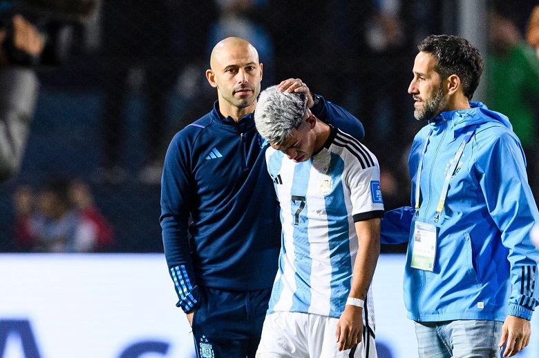 U20 Argentina bị loại khỏi U20 World Cup ngay trên sân nhà từ vòng 1/8 - Ảnh 1