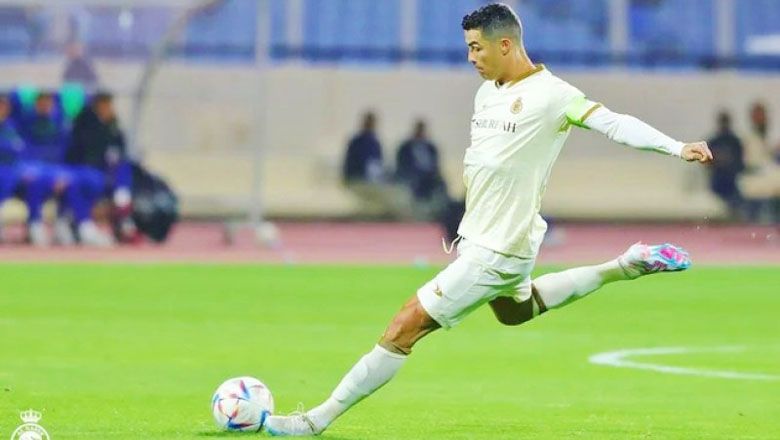 Ronaldo tuyên bố ở lại Saudi Arabia thêm 1 mùa giải - Ảnh 1