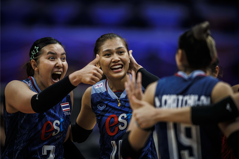 Tuyển bóng chuyền nữ Thái Lan thất bại trước đội bóng hạng trung ở Volleyball Nations League 2023 - Ảnh 1