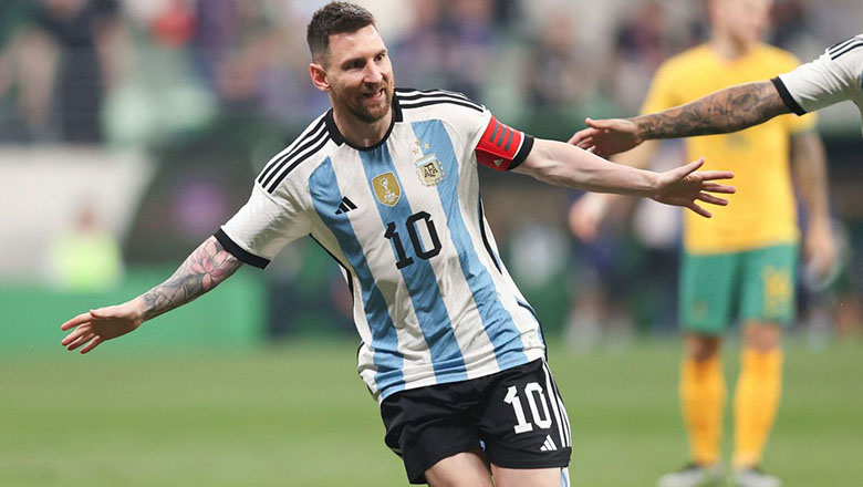 HLV Shin Tae Yong: ‘ĐT Argentina vẫn là số 1 thế giới dù vắng Messi, Di Maria’ - Ảnh 1