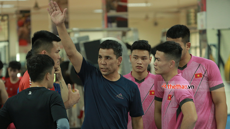 HLV Nguyễn Anh Dũng: 'Niềm hy vọng huy chương boxing ASIAD 19 đặt vào Nguyễn Văn Đương và Bùi Phước Tùng' - Ảnh 1