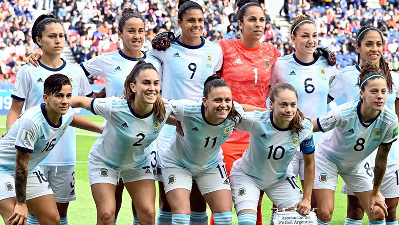 Argentina quyết tâm ‘làm nên chuyện’ ở World Cup nữ 2023 sau chiến tích của ĐT nam - Ảnh 1