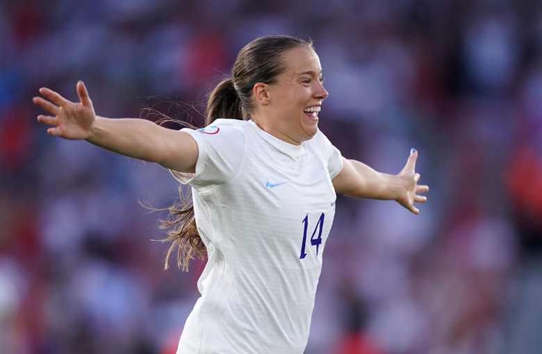 Ngôi sao tuyển Anh chiến thắng bệnh tim, hướng tới World Cup nữ - Ảnh 1
