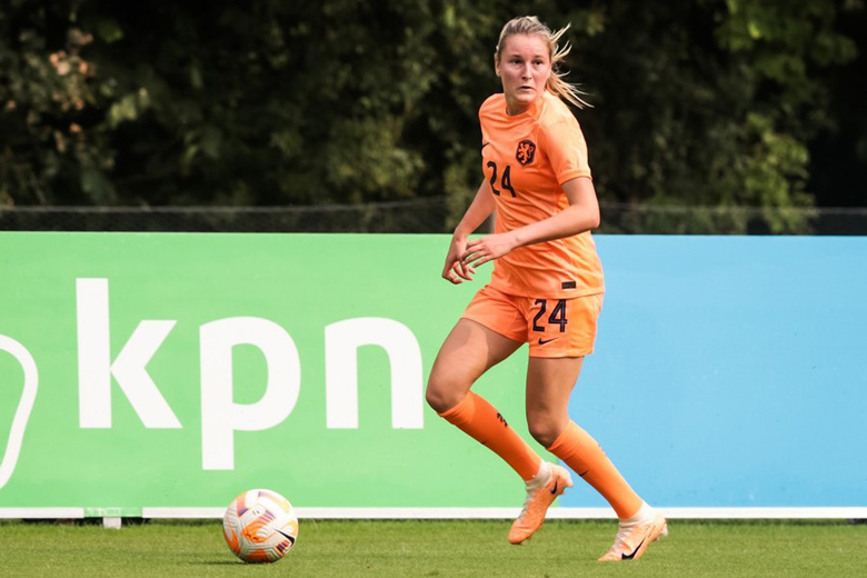 Hà Lan triệu tập đội hình dự World Cup nữ 2023: Cầu thủ 17 tuổi thay thế vua phá lưới Miedema - Ảnh 1