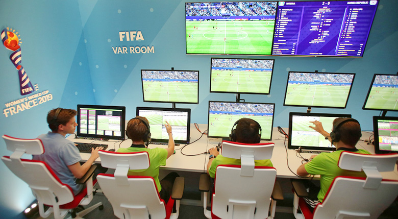 FIFA lại áp dụng luật mới về VAR tại World Cup nữ 2023 - Ảnh 3