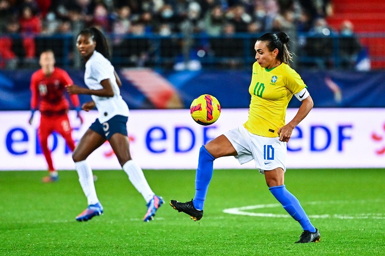 Tượng đài bóng đá nữ Marta: ‘Pele mặc váy’ cháy cho lần cuối để thỏa mộng World Cup - Ảnh 4