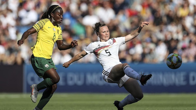 Tuyển nữ Nam Phi vui vẻ dự World Cup nữ 2023 sau khi đòi tiền Liên đoàn thành công - Ảnh 1