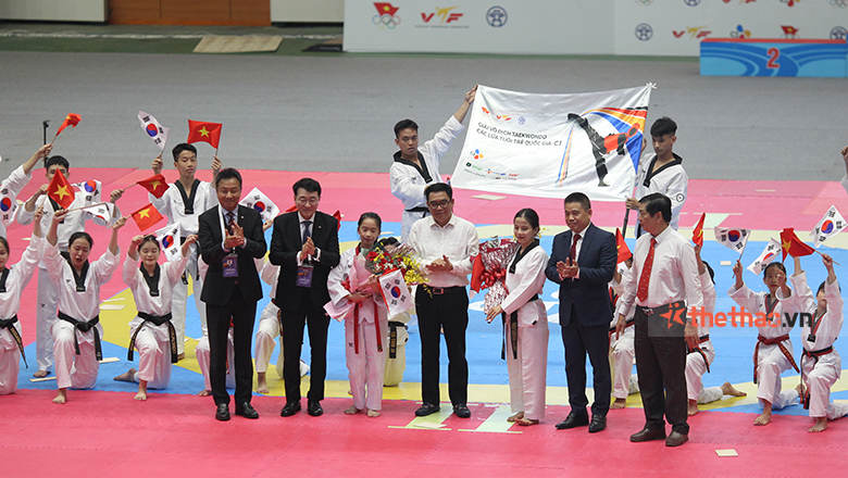 Gần 1000 VĐV dự giải Taekwondo trẻ quốc gia 2023 - Ảnh 1