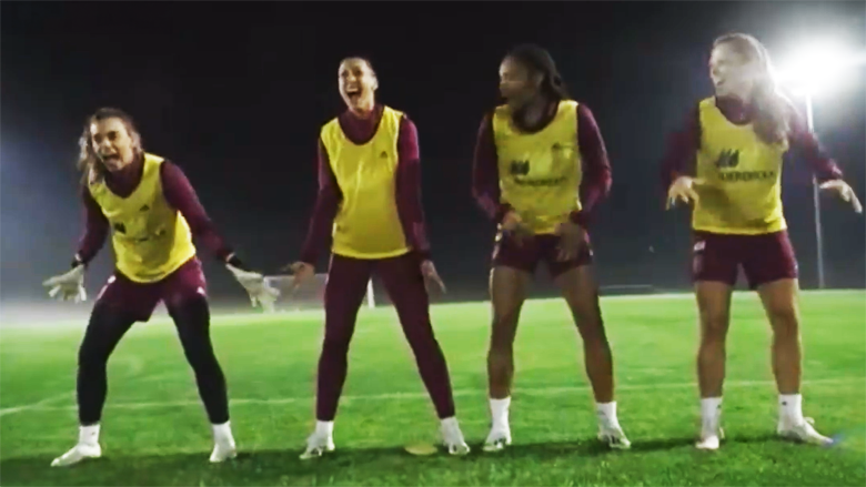 Đối thủ của tuyển nữ Việt Nam bị 'ném đá' vì chế nhạo điệu nhảy Haka của New Zealand - Ảnh 1
