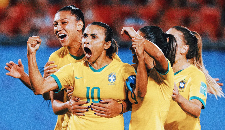 Khoảnh khắc World Cup nữ: Marta đi vào lịch sử, vượt qua những huyền thoại nam - Ảnh 2