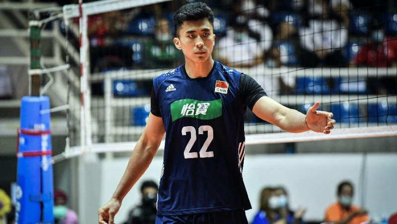 Thi đấu chói sáng ở Volleyball Nations League 2023, 'mỹ nam bóng chuyền' Trung Quốc xuất ngoại sang Nga - Ảnh 1