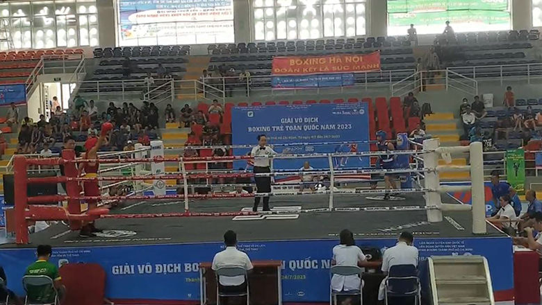 Hàng loạt võ sĩ Hà Nội xin bỏ cuộc dù chưa đánh ở giải Boxing trẻ toàn quốc - Ảnh 1