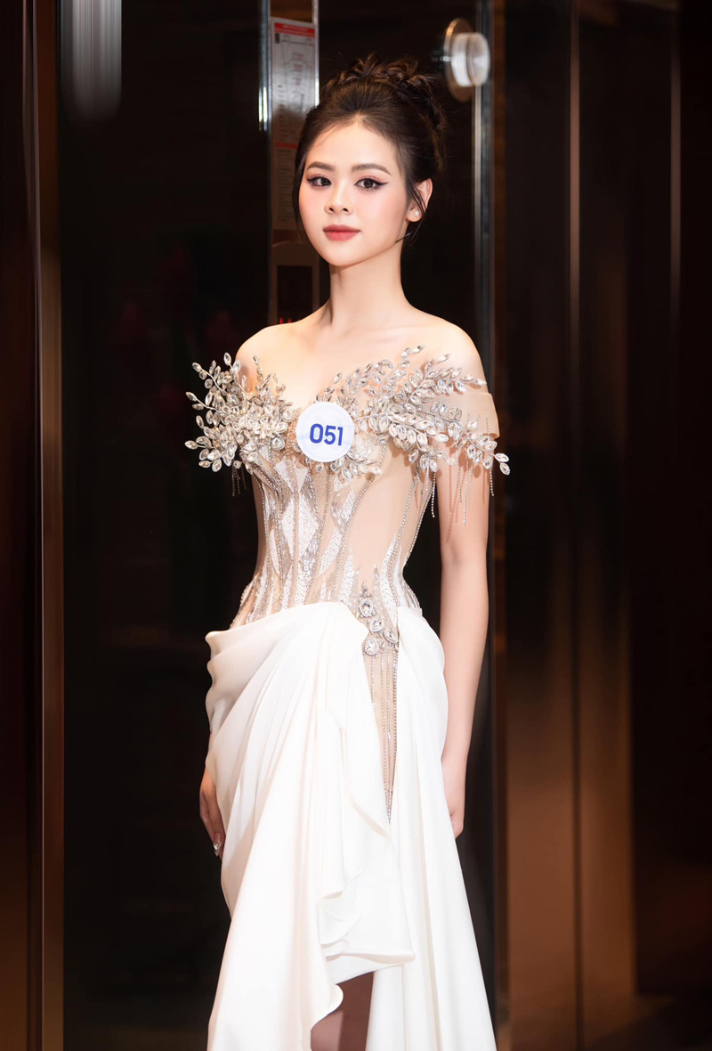 Hoa khôi bóng chuyền gây sốt trước giờ 'G' Miss World Vietnam vì quá đẹp - Ảnh 5