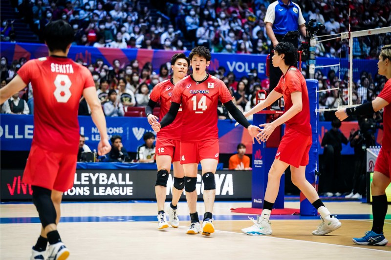 Tuyển bóng chuyền nam Nhật Bản hạ gục Italia giành HCĐ lịch sử ở Volleyball Nations League 2023 - Ảnh 1
