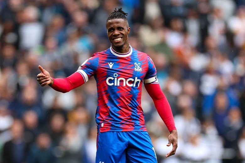 Wilfried Zaha chia tay Ngoại hạng Anh, chọn bến đỗ bất ngờ để đá Cúp C1 châu Âu - Ảnh 2