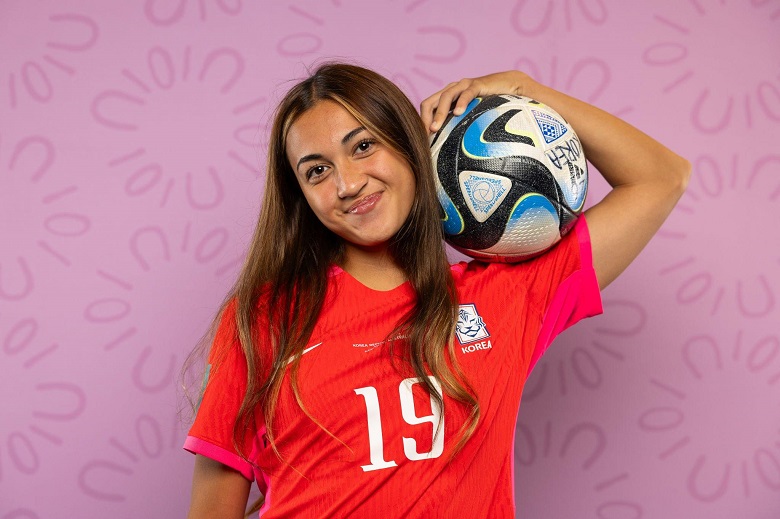 Thần đồng 16 tuổi gốc Mỹ của ĐT Hàn Quốc đi vào lịch sử World Cup nữ - Ảnh 1