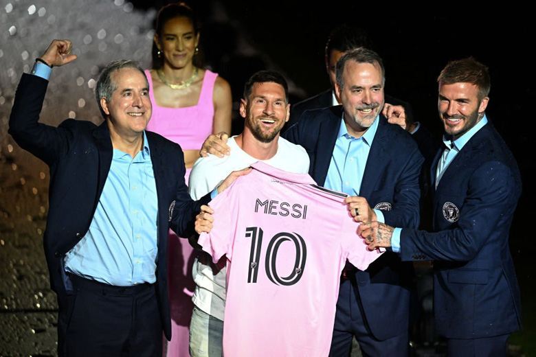 Chủ sở hữu Inter Miami xác nhận sẽ để 'Messi trở lại Nou Camp' - Ảnh 2