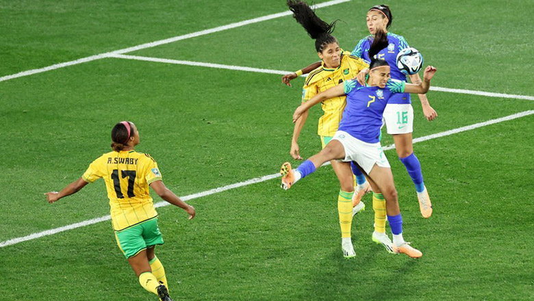 Hai chị em ruột tỏa sáng rực rỡ, giúp Jamaica tạo địa chấn ở World Cup nữ 2023 - Ảnh 1