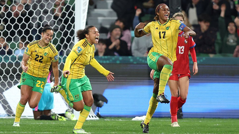Hai chị em ruột tỏa sáng rực rỡ, giúp Jamaica tạo địa chấn ở World Cup nữ 2023 - Ảnh 2