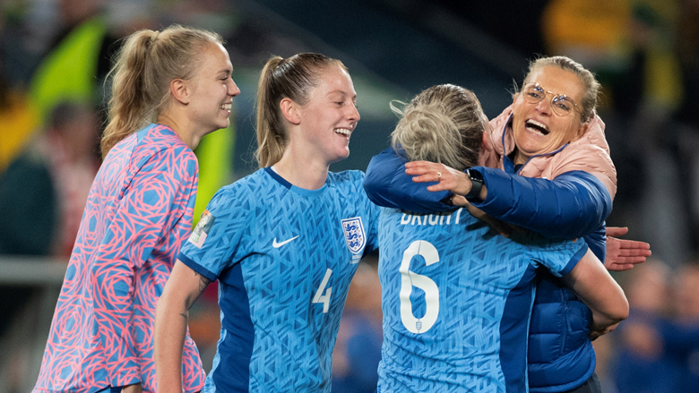 HLV tuyển nữ Anh có thể thay thế Gareth Southgate sau thành công ở World Cup nữ 2023 - Ảnh 1
