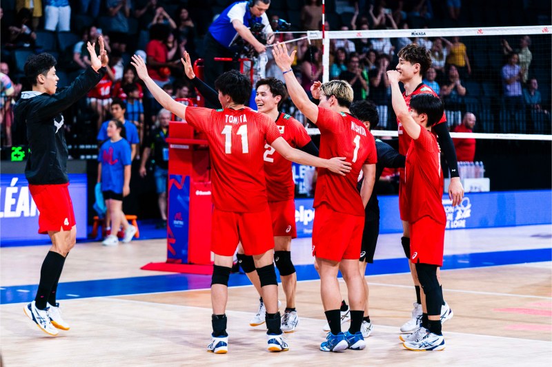Tuyển bóng chuyền nam Nhật Bản thắng đậm Uzbekistan, 'độc cô cầu bại' ở giải Vô địch châu Á 2023 - Ảnh 1