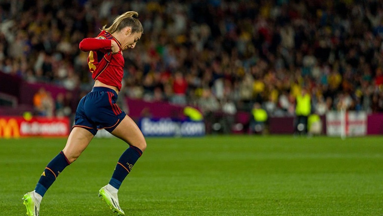 Người hùng ĐT nữ Tây Ban Nha tỏa sáng ở trận chung kết World Cup mà không biết tin bố mất - Ảnh 3