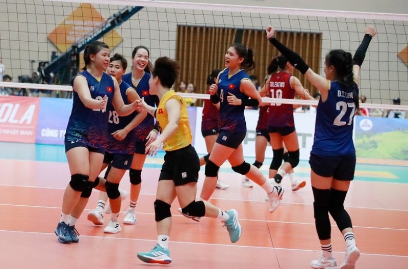 Tuyển bóng chuyền nữ Việt Nam 2 ngược dòng kịch tính trước đại diện Philippines ở VTV Cup 2023 - Ảnh 1