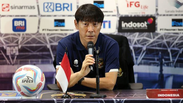 U23 Indonesia nguy cơ bị loại sớm, CĐV đòi sa thải HLV Shin Tae Yong - Ảnh 1