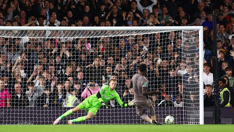 Tottenham chia tay Cúp Liên đoàn Anh sau trận thua trên chấm 11m - Ảnh 3