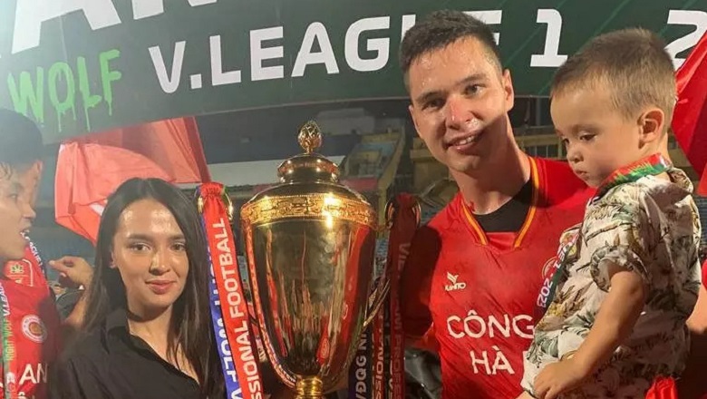 Thủ môn Filip Nguyễn coi chức vô địch V.League ngang hàng với danh hiệu giành được tại Czech - Ảnh 1