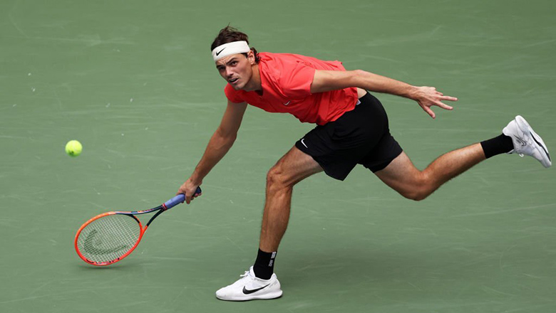 Djokovic dễ dàng vượt qua tay vợt chủ nhà, vào bán kết US Open 2023 - Ảnh 1