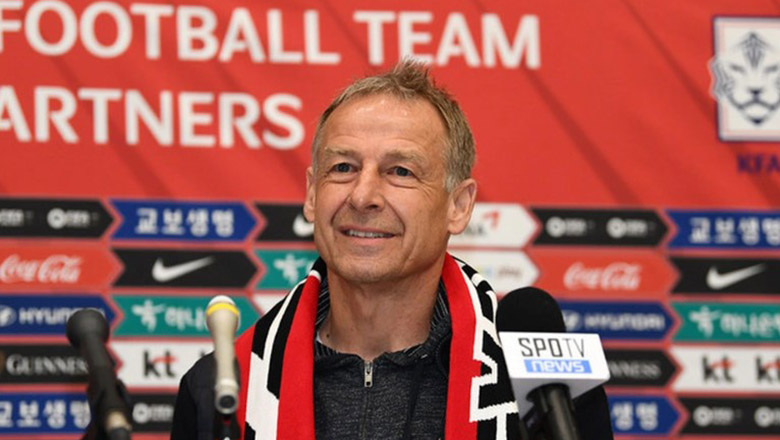 HLV Klinsmann bị ép trở lại Hàn Quốc sau làn sóng chỉ trích dữ dội - Ảnh 1