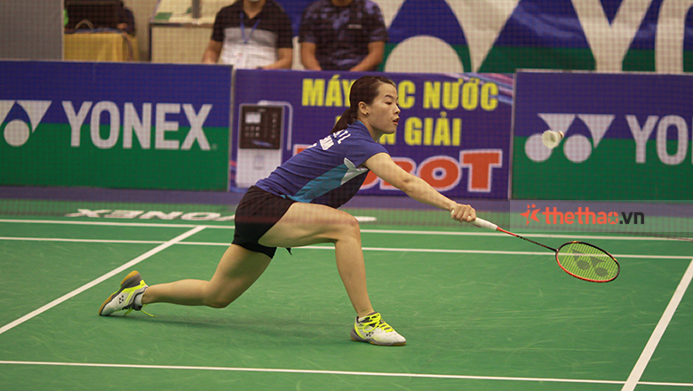 Thùy Linh thắng ngược Vũ Thị Trang, lọt vào vòng 2 Vietnam Open - Ảnh 1