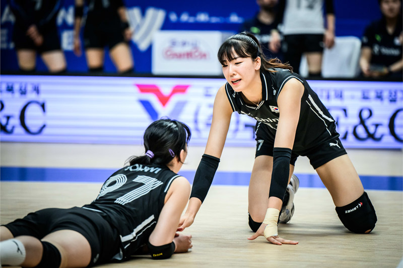 Tuyển bóng chuyền nữ Hàn Quốc phá kỷ lục buồn của Thái Lan dù có set thắng đầu tiên ở Vòng loại Olympic Paris - Ảnh 1