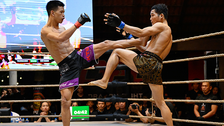 Nhà vô địch MMA châu Á thắng dễ, vào chung kết Dragon Fight League 2023 - Ảnh 3