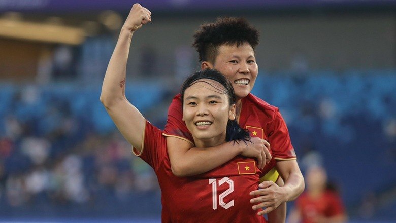 ĐT nữ Việt Nam được thưởng 300 triệu đồng sau trận 'đại thắng'trước Bangladesh - Ảnh 1