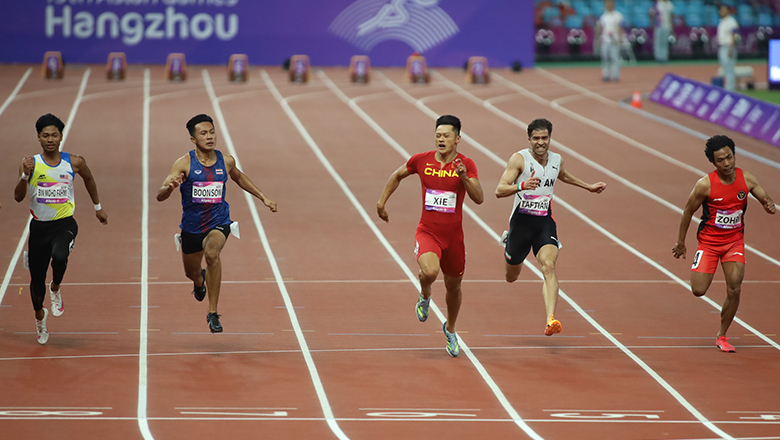 Trung Quốc ẵm trọn ẵm trọn HCV 100m nam nữ, thần đồng 17 tuổi Thái Lan phá kỷ lục giành HCB - Ảnh 1