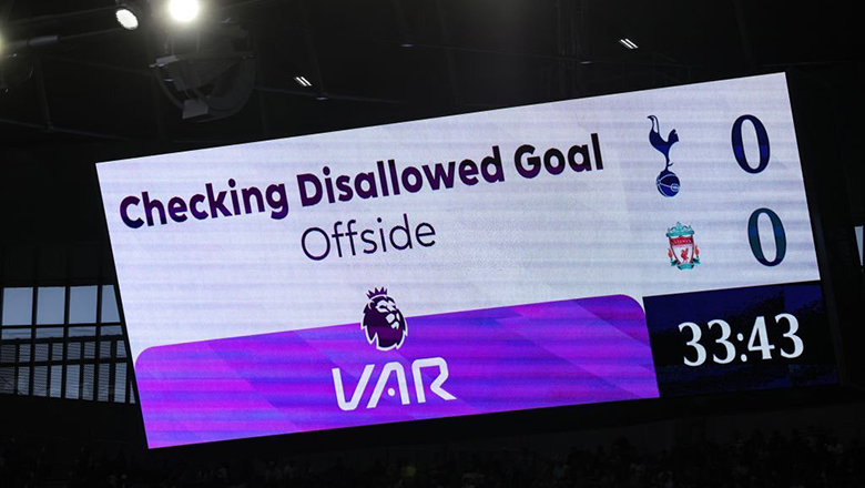 Trọng tài thừa nhận sai lầm nghiêm trọng ở trận Tottenham vs Liverpool - Ảnh 2