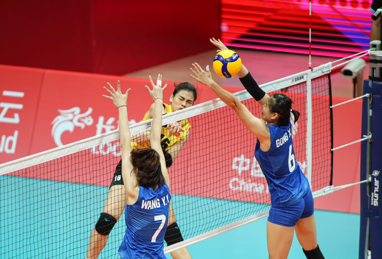 ĐT bóng chuyền nữ Việt Nam thua Trung Quốc, đụng Nhật Bản tại bán kết - Ảnh 4