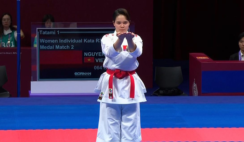 Nguyễn Thị Phương thua 'khắc tinh', lỡ cơ hội giành HCĐ Karate ASIAD 19 - Ảnh 2
