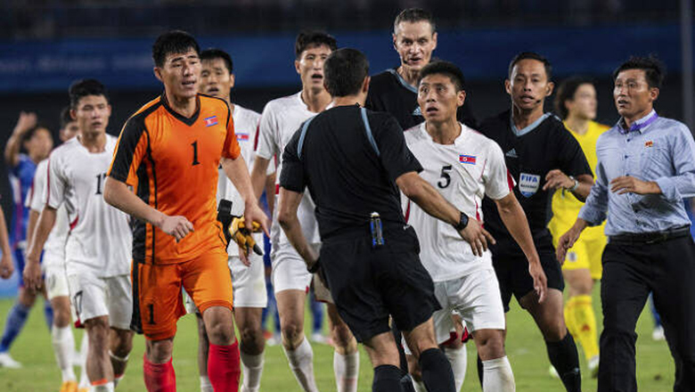 Nhật Bản khiếu nại cầu thủ Triều Tiên sau trận tứ kết ASIAD 19 - Ảnh 1