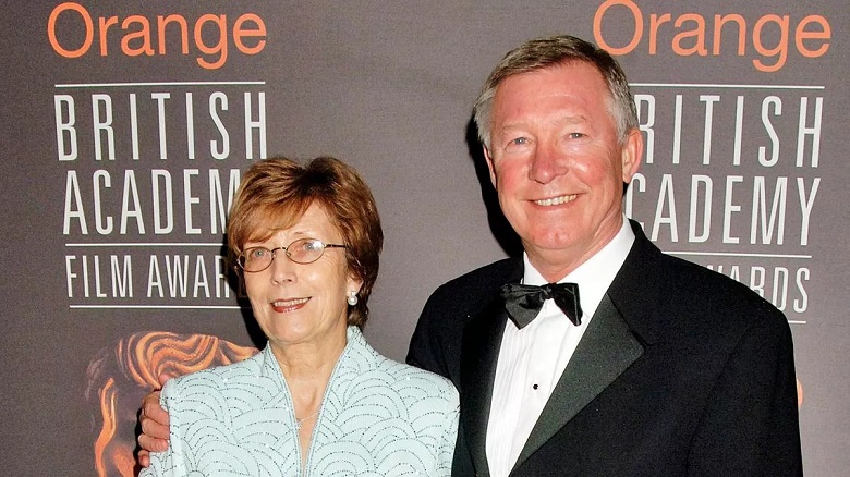 Vợ Sir Alex Ferguson qua đời ở tuổi 84 - Ảnh 1