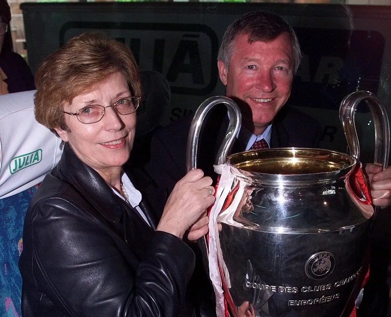 Vợ Sir Alex Ferguson qua đời ở tuổi 84 - Ảnh 2