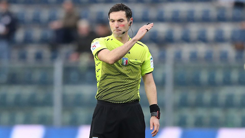 Trọng tài Italia đối mặt với án treo còi vì từ chối bắt tay đồng nghiệp nữ - Ảnh 2