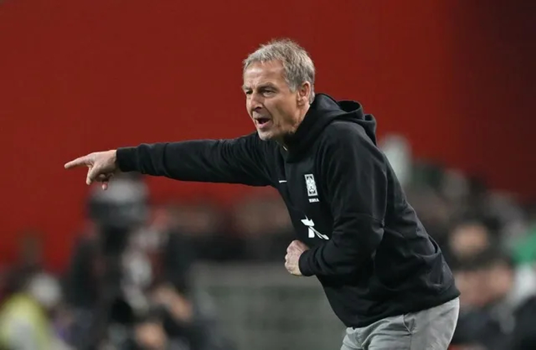 Klinsmann tiếp tục 'lươn lẹo' về lý do dẫn tuyển Hàn Quốc nhưng ngồi làm việc ở... Đức - Ảnh 2