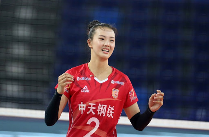 Đệ nhất mỹ nhân bóng chuyền nữ Trung Quốc tái xuất, nuôi hy vọng cứu tuyển quốc gia ở Olympic Paris 2024 - Ảnh 1